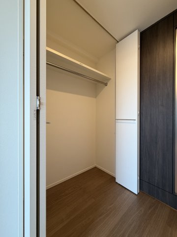 プラシア蒲田 ＴＨＥ ＧＲＡＮＤ ＲＥＳＩＤＥＮＣＥの収納|たっぷりとした収納スペースです
