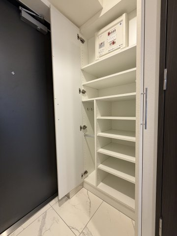 プラシア蒲田 ＴＨＥ ＧＲＡＮＤ ＲＥＳＩＤＥＮＣＥの収納|専用の収納スペースです