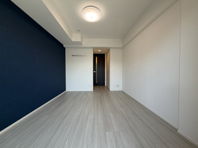 プラシア蒲田 ＴＨＥ ＧＲＡＮＤ ＲＥＳＩＤＥＮＣＥの居間・リビング|こちらの居間で趣味の時間をお楽しみください