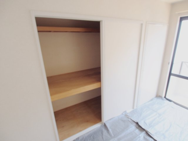 ラルジュ瀬戸　A棟の収納