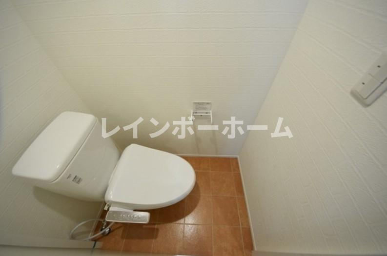 松戸市樋野口のアパートのトイレ|ゆったりとした空間のトイレです　※別部屋参考写真です