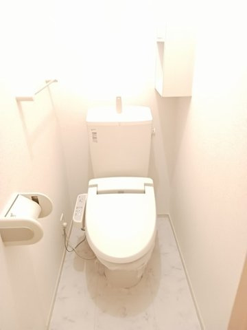 サン・メゾン　Ａのトイレ|トイレもきれいです