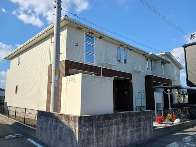 エストレージャ