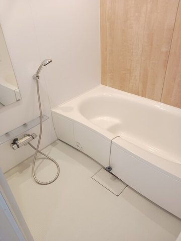 ルタン宮津　Ａの浴室|コンパクトで使いやすいお風呂です