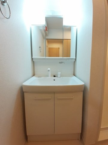 エスポワール・藍の洗面所|忙しい朝には欠かせない洗面所です