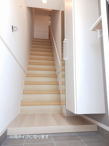 グレイス　八万の玄関|明るい玄関です