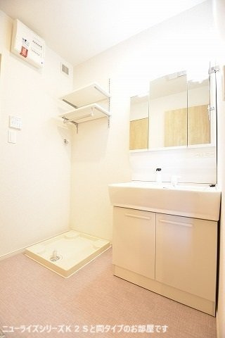 グランシャリオ１の洗面所|忙しい朝には欠かせない洗面所です