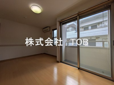 【居間・リビング】 | スカイハイツ国領 | 洋室6.4帖