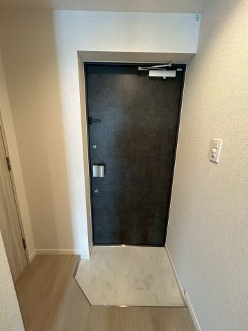 MAXIV練馬TREの玄関|収納もある玄関です