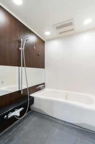 南青山ガーデンコートの浴室|※写真は同タイプ住戸です。