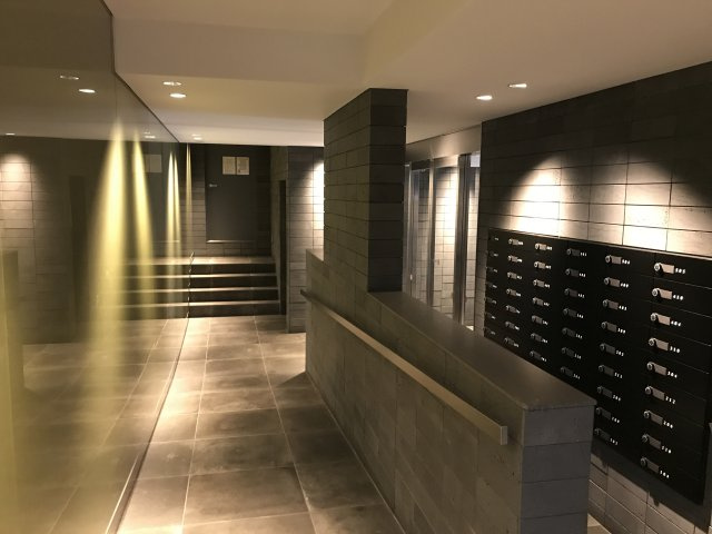 アクサス新江古田のロビー|建物の内部です