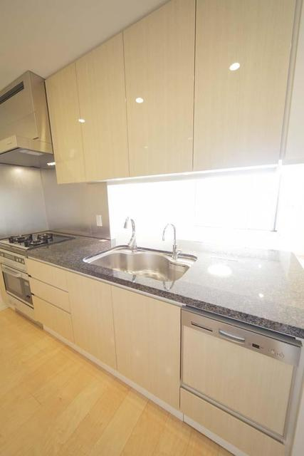パークコート麻布十番　ザ　タワーのキッチン|※写真は同タイプ住戸です。