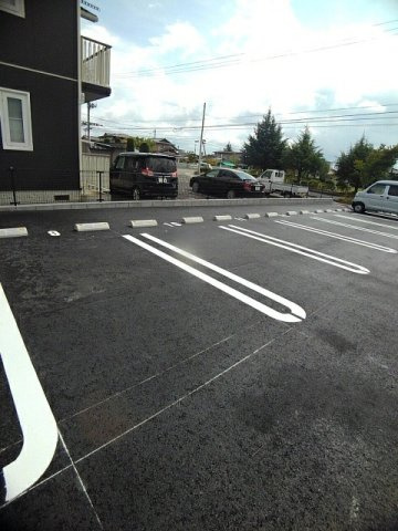 ローブの駐車場