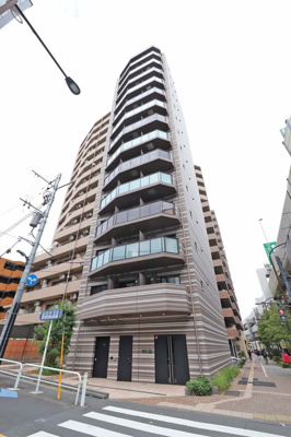 【外観】 | PREMIUM CUBE 池袋要町 | 外はこのようになっています