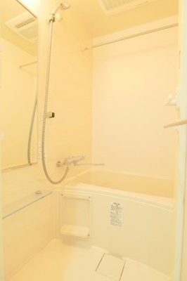 【内装】 | PREMIUM CUBE 池袋要町 | 内装は落ち着いています