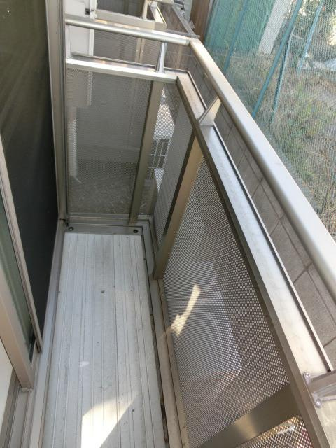 船橋市北本町２丁目のアパートのバルコニー