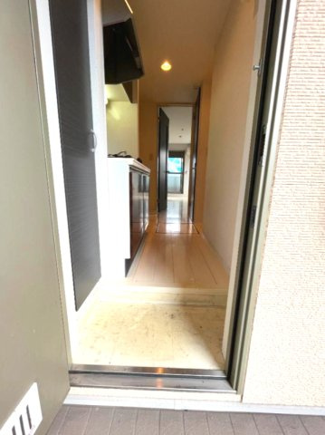 船橋市北本町２丁目のアパートの玄関