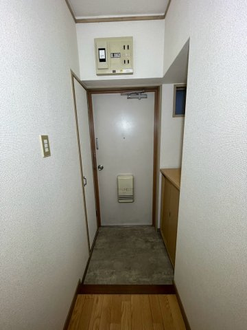 第２コーポみのるの玄関