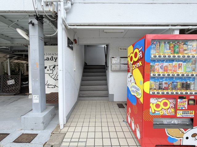 マンション福田のエントランス