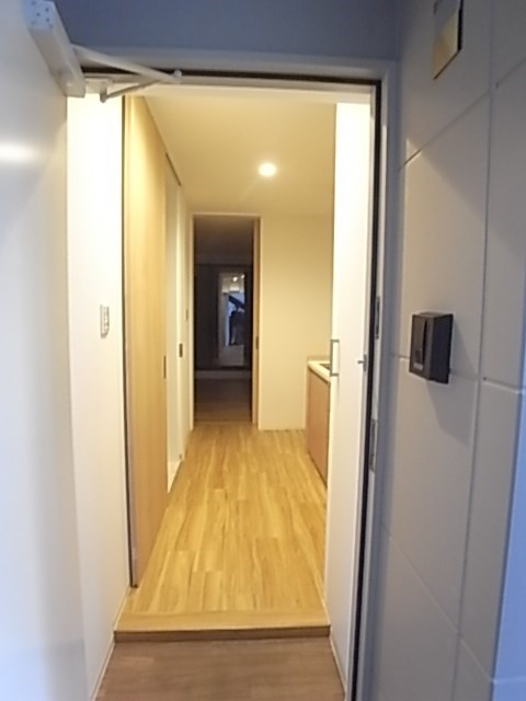 パロス立花の玄関