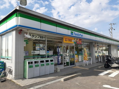 【周辺】 | セルバ・リ－オ | ファミリーマート様まで283m