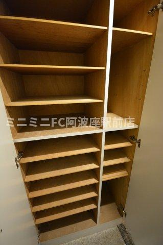 エスポルテ福島の収納