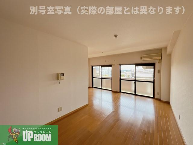 La riviereの内装