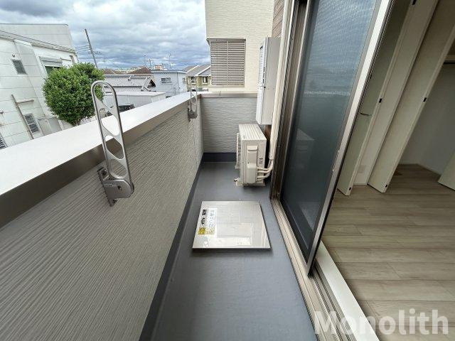 フジパレスレーヴⅡ番館のバルコニー
