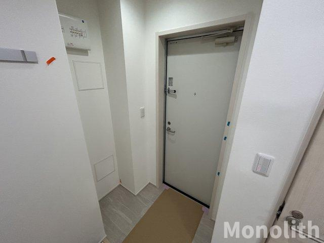 フジパレスレーヴⅡ番館の玄関