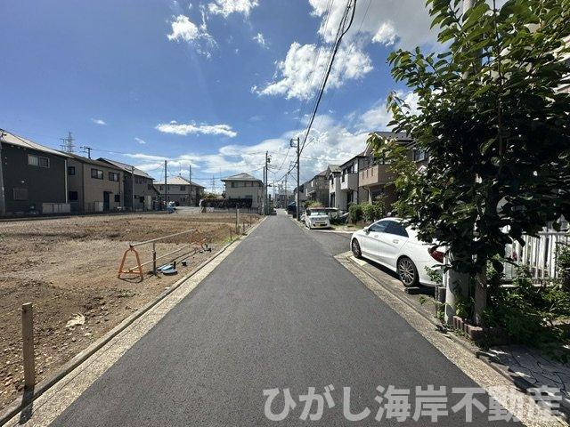 茅ヶ崎市高田4丁目　売地　全９区画の前面道路含む現地写真|現地外観