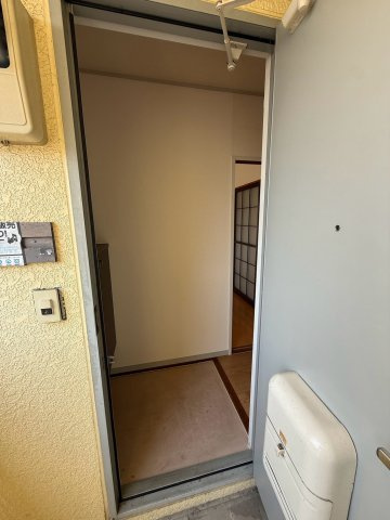 グリーンパレスの玄関