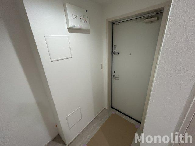 フジパレスレーヴⅡ番館の玄関