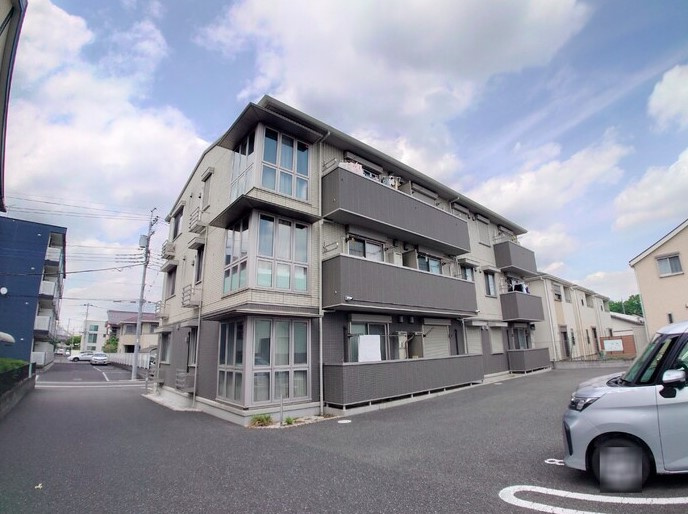 クレセント新町