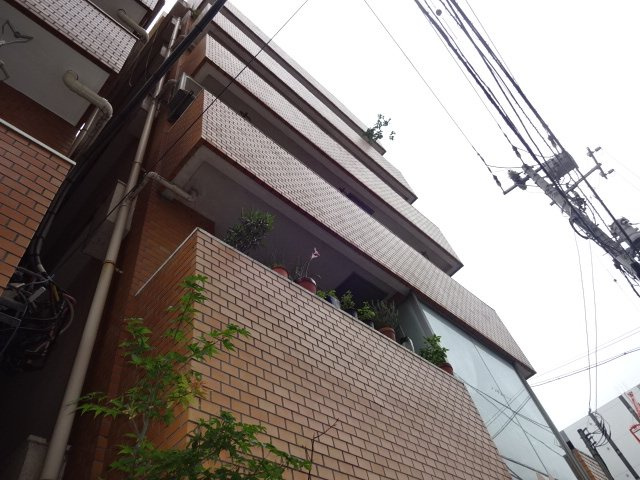 トミヤコーポの外観