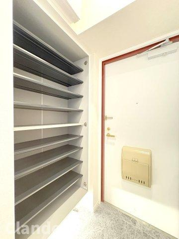 ダイアパレス亀戸・立花の玄関|ドキドキの新生活も、安心してスタート。ぴったりの住まいを見つけませんか？クランディアが一緒に住まい選びをサポートします‼　まずは、お気軽にお問合せください　＃クランディア