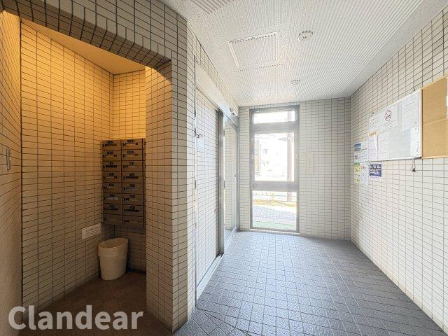 ダイアパレス亀戸・立花のロビー|ドキドキの新生活も、安心してスタート。ぴったりの住まいを見つけませんか？クランディアが一緒に住まい選びをサポートします‼　まずは、お気軽にお問合せください　＃クランディア