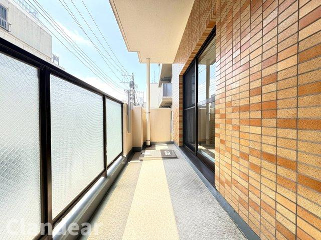 ダイアパレス亀戸・立花のバルコニー|ドキドキの新生活も、安心してスタート。ぴったりの住まいを見つけませんか？クランディアが一緒に住まい選びをサポートします‼　まずは、お気軽にお問合せください　＃クランディア