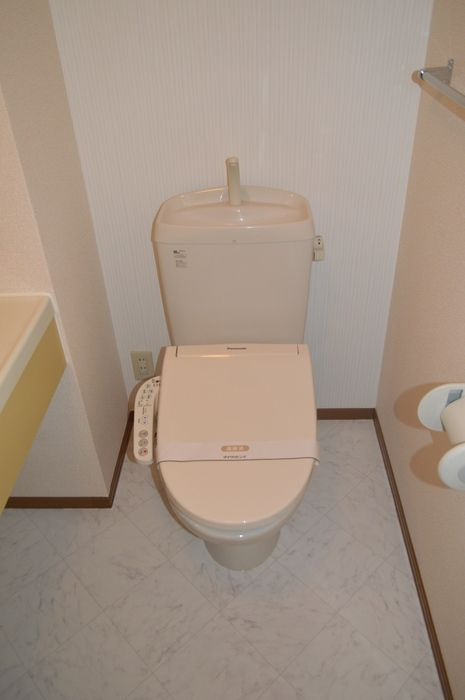 オーペリモンのトイレ