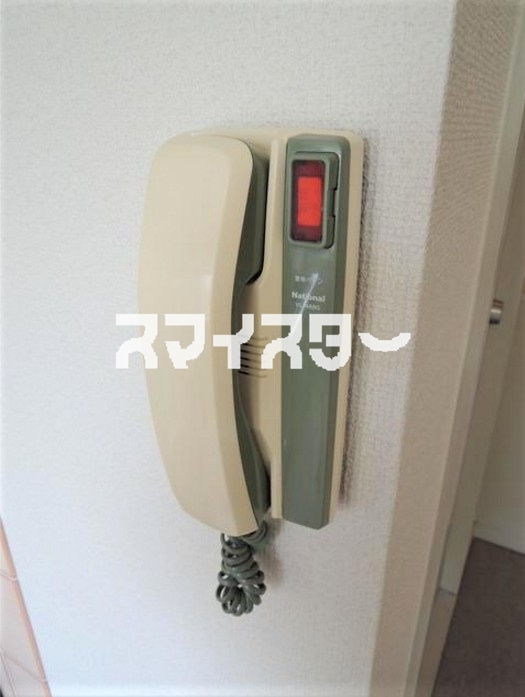 日神パレス青梅のエントランス