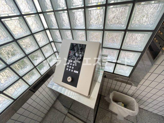 グレース桜　TVドアフォン　南西向き　ダブルロックのセキュリティ