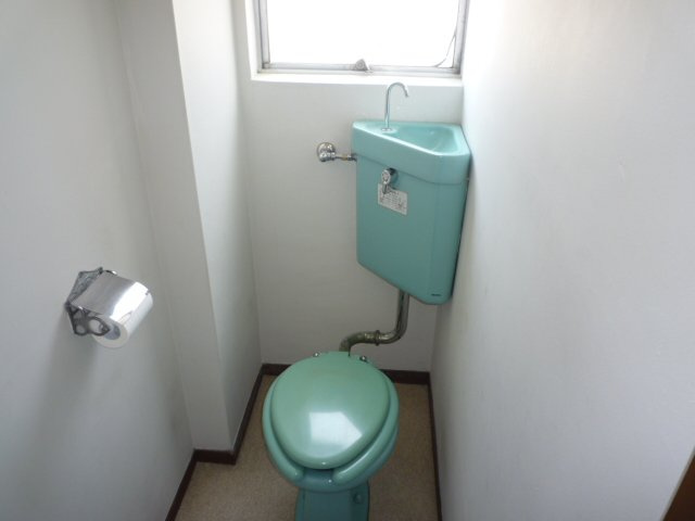 浦井ビルのトイレ