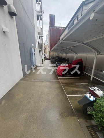レユシール塚本のロビー