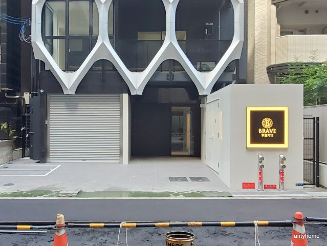 BRAVE常盤町Ⅱ 仲介手数料無料のエントランス