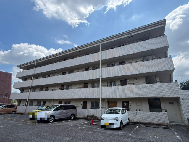 マンション木村の外観