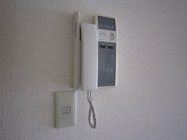 ヴィラ・ギャラクシーのセキュリティ|インターホン（他室参照）