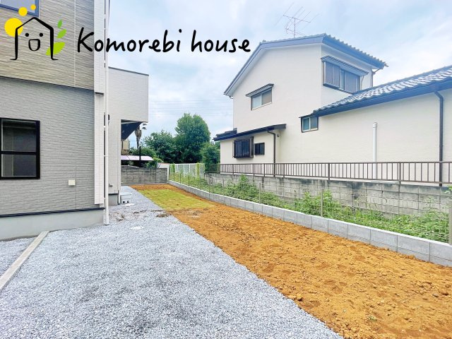 鴻巣市松原4丁目　新築一戸建て　ブルーミングガーデン　01の庭|お庭が付いています