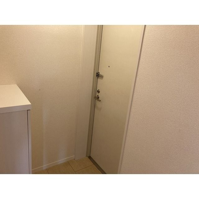 ヒルトップ北沢の玄関
