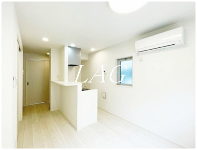 【居間・リビング】 | ＣＡＳＡ　ＧＲＡＺＩＥ　西大島 | 洋室のお部屋です。
