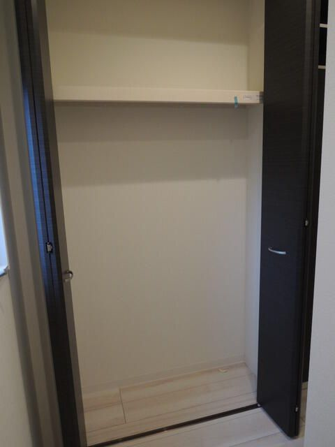 ラフィネ三軒茶屋の収納