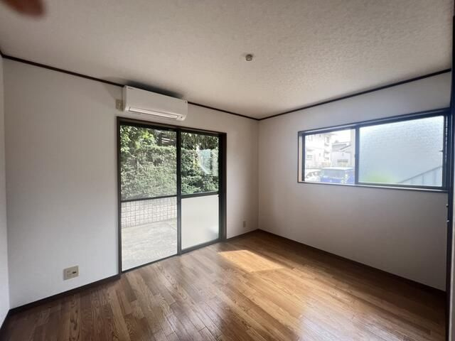 市原市根田４丁目のアパートの居間・リビング